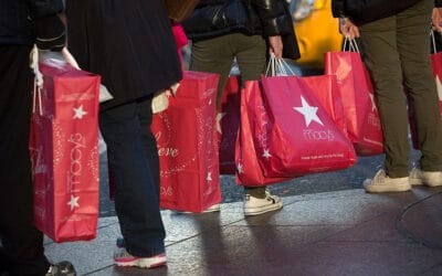 USA: Shopping At Macy’s